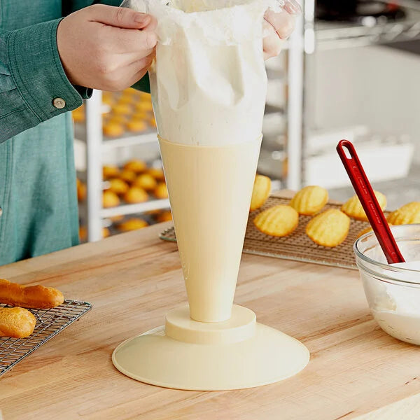 9 1/16&quot; Ivory Polypropylene Pastry Bag Stand
